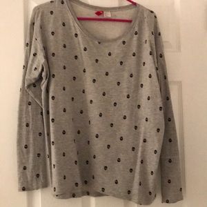 H&M Women’s Skull Shirt